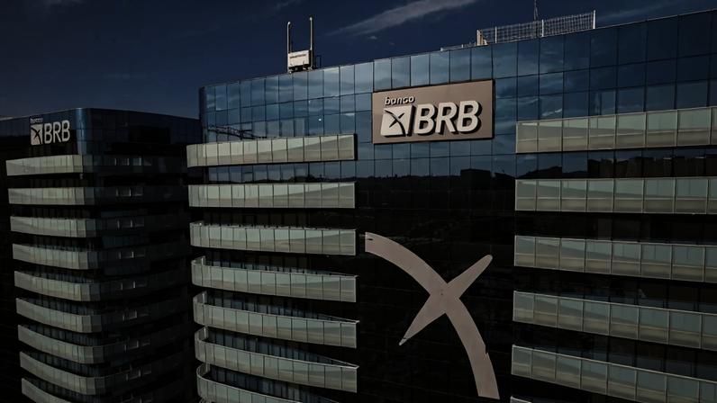 instituição inicia nova fase de austeridade e revisão de gastos após crise financeira e acordo bilionário para reforço de capital - (crédito: Minervino Júnior/CB/D.A.Press)