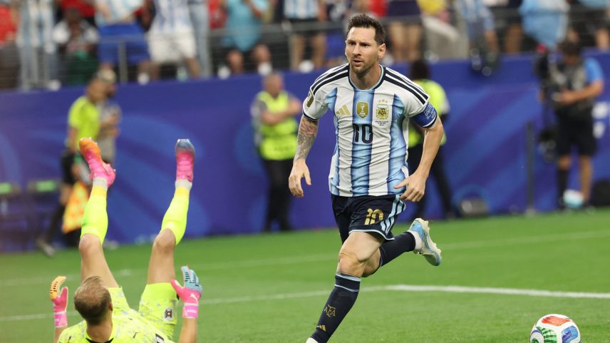 Messi comemora gol marcado na Copa do Mundo 2026