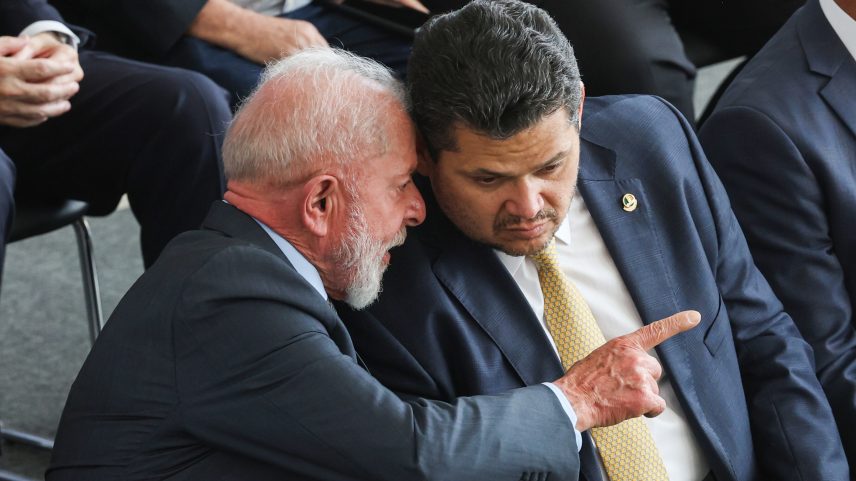 Conversa entre Lula e Davi Alcolumbre pode estar próxima