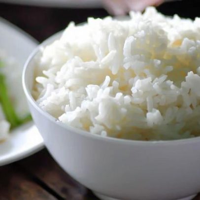 Arroz resfriado na geladeira pode engordar menos que o feito na hora
