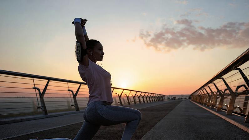 Pesquisa reforça que treinar em horários compatíveis com o cronotipo pode aumentar os benefícios do exercício