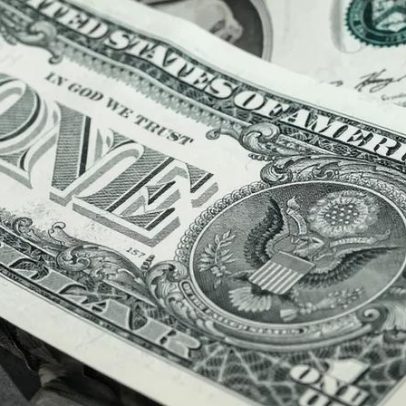 Dólar cai à espera de cessar-fogo entre Israel e Irã