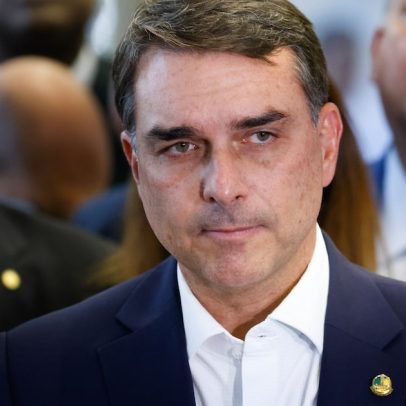 Flávio Bolsonaro questiona ideia de ter uma vice mulher decorativa