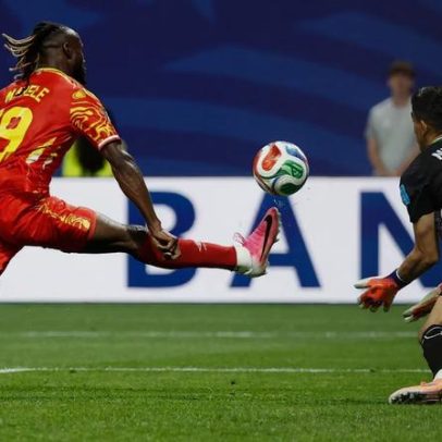 RD Congo vence virada sobre Uzbequistão e avança à Copa