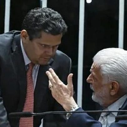 Jaques se reúne com Alcolumbre antes de conversar com Lula