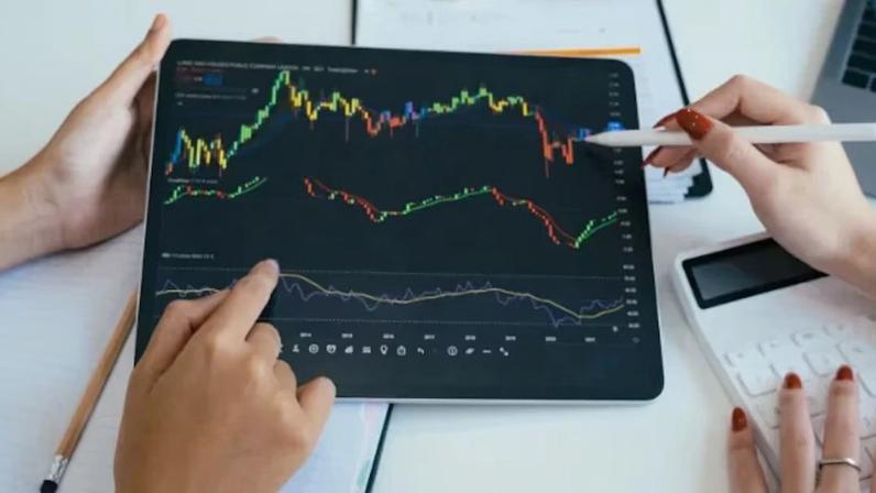 Setor passa por consolidação que pode reduzir opções, mas aumentar a disputa por investidores; entenda o que pode mudar para você