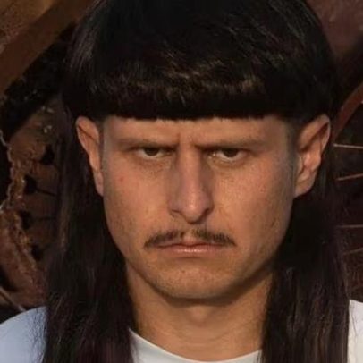 IML do Rio coleta material genético para identificar corpo do cantor Oliver Tree