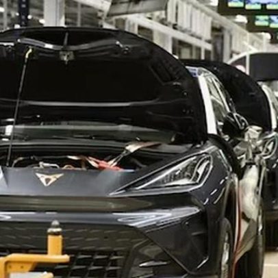 Seat inicia em Martorell a produção do Cupra Raval e do ID Polo elétricos