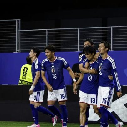 Japão vence a Holanda e segue como pedra no sapato dos europeus