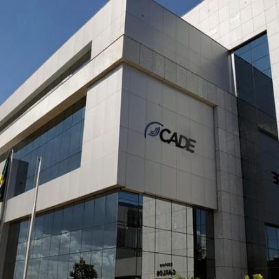 CADE proíbe patrocinadora de atrapalhar saída de clubes da FFU