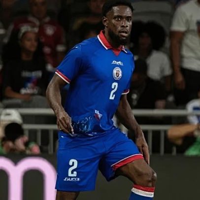 Fifa pede ajuste na camisa do Haiti por possível mensagem política