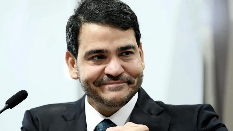 Jorge Messias busca avançar proposta que amplia poderes da AGU após derrota