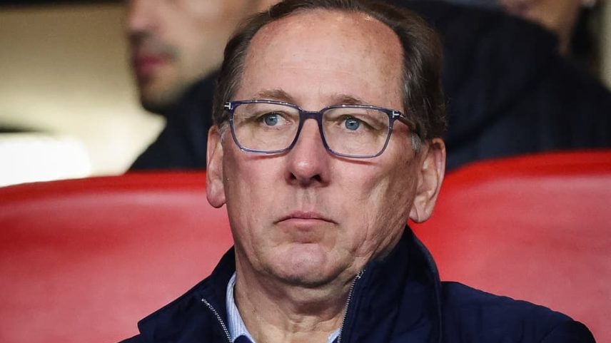 John Textor, dono da SAF do Botafogo, foi afastado do Lyon (Foto: Clement Mahoudeau/AFP)