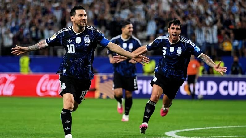 Messi marcou seu 19ª gol em Copas