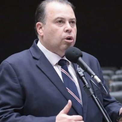 Projeto propõe adaptar concursos e exames para pessoas idosas