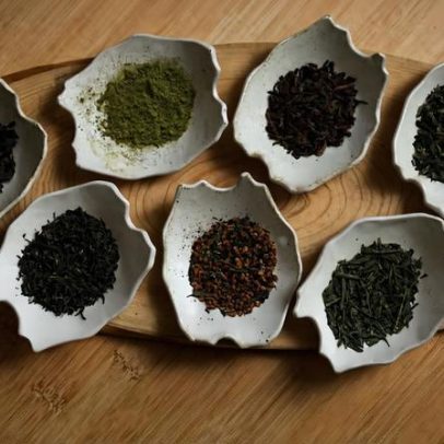 Especialista apresenta harmonizações entre matcha, genmaicha e doces de azuki