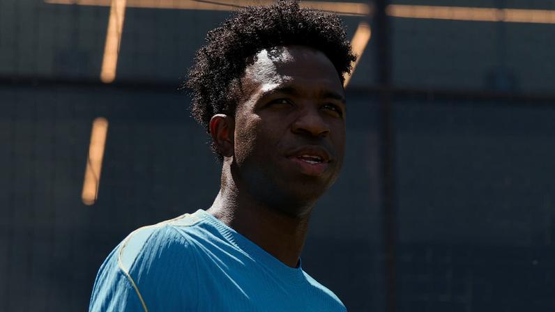 Vini Jr. recebeu ordem da Fifa de não responder em espanhol