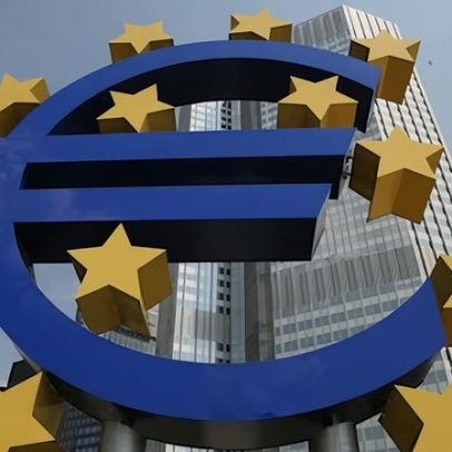 O dólar mantém sua fortaleza como moeda de referência mundial apesar do caos trumpista