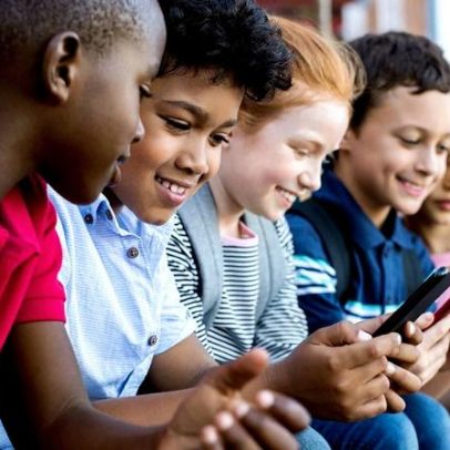 Estudo aponta queda de criatividade infantil associada ao uso de telas
