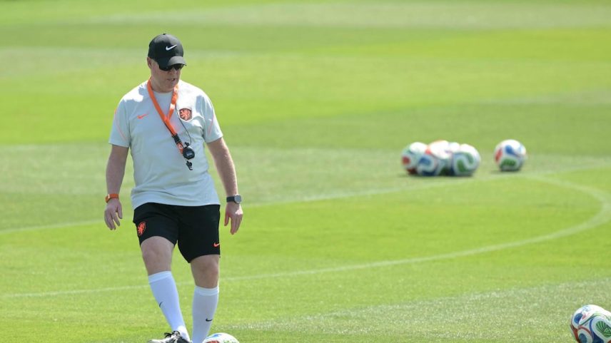 Holanda descarta favoritismo diante do confiante Marrocos na briga por vaga nas oitavas da Copa. Foto: Juan Mabromata/AFP