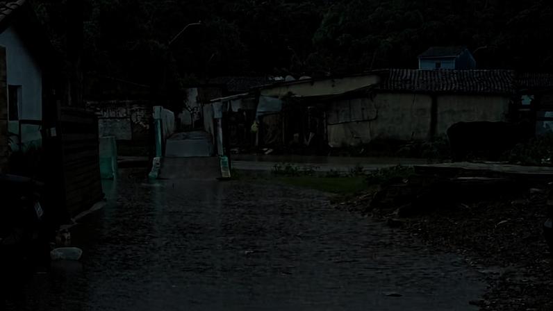 Famílias são realocadas e comunidade fica isolada após chuvas na Paraíba