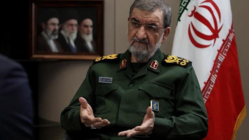 Mohsen Rezaei esclareceu o pensamento dentro dos círculos de tomada de decisão do país