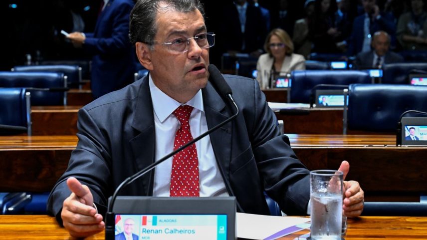 Texto foi relatado pelo presidente da CAE, senador Renan Calheiros