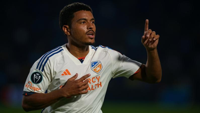 Evander fez 7 gols e deu 5 assistências nos últimos 5 jogos do Cincinnati (Reprodução)