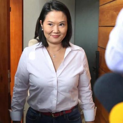 Keiko Fujimori rejeita recontagem e deixará o país na fase final da apuração