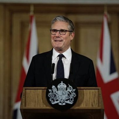 Keir Starmer renuncia ao cargo após 23 meses como líder no Reino Unido