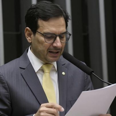 Relator apresenta novo parecer a líderes nesta terça encerra a 6x1