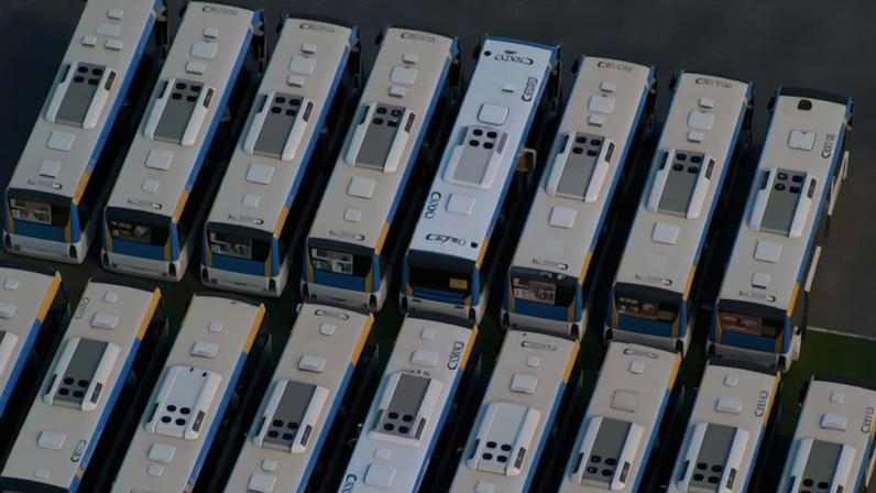 Parte dos ônibus está parada nas garagens