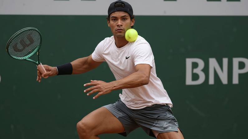 Guto Miguel ocupa a primeira colocação no ranking mundial juvenil