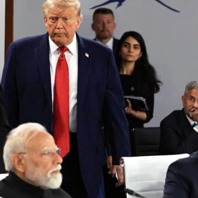 Lula e Trump se cumprimentam durante evento social no G-7