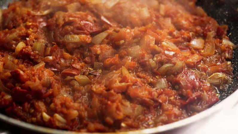 Refogado de alho, cebola e tomate tem impacto positivo na saúde, aponta estudo