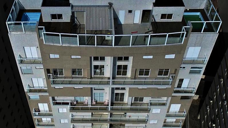 Triplex no Guarujá que foi atribuído a Lula e depois leiloado