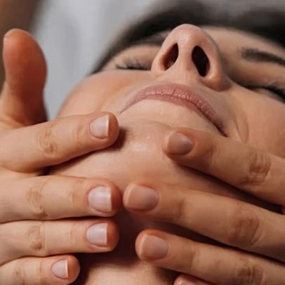 Lift facial: como celebridades recorrem ao procedimento para rejuvenescimento