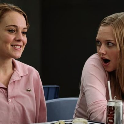 Lindsay Lohan comenta relação rara com Amanda Seyfried