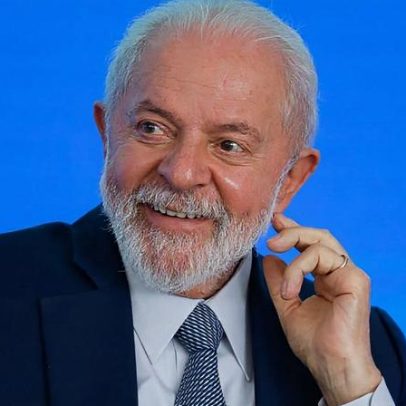 Lula anuncia investimentos para favelas do Rio de Janeiro