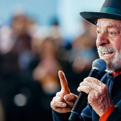 Lula cita Hitler e defende combate ao racismo em Santa Catarina
