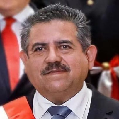 Apuração de votos no Peru já supera o mandato recente do presidente