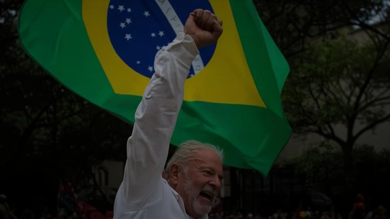 Novo jingle do PT exalta atuação de Lula com a população