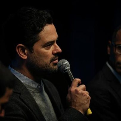 Legacy aposta em moedas ligadas à IA, evita ações no exterior