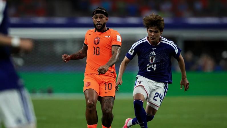 Memphis entrou apenas no segundo tempo do duelo contra o Japão.