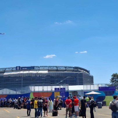 Brasil estreia na Copa do Mundo com sol forte após temporal