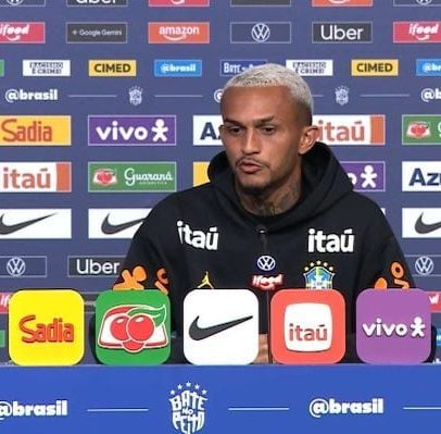 Wesley destaca polivalência e revela conversa com Ancelotti: sonho de estar aqui