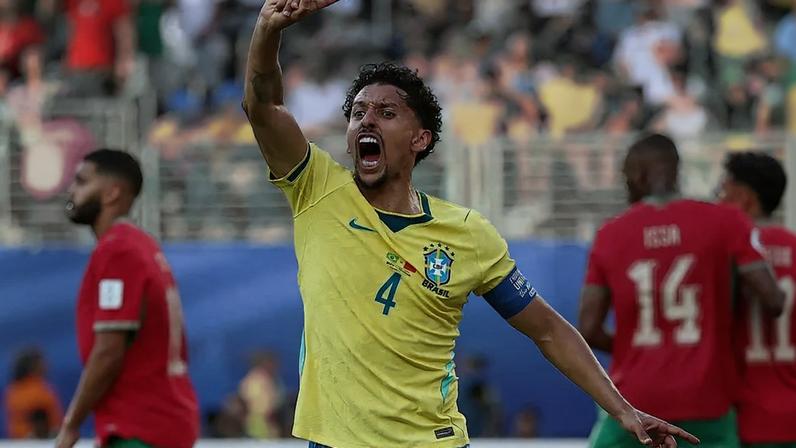 Marquinhos em ação em Brasil x Marrocos na Copa do Mundo 2026 (Foto: CHARLY TRIBALLEAU / AFP)