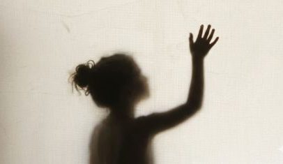 Projeto aprovado sobre aborto legal em menores altera prática