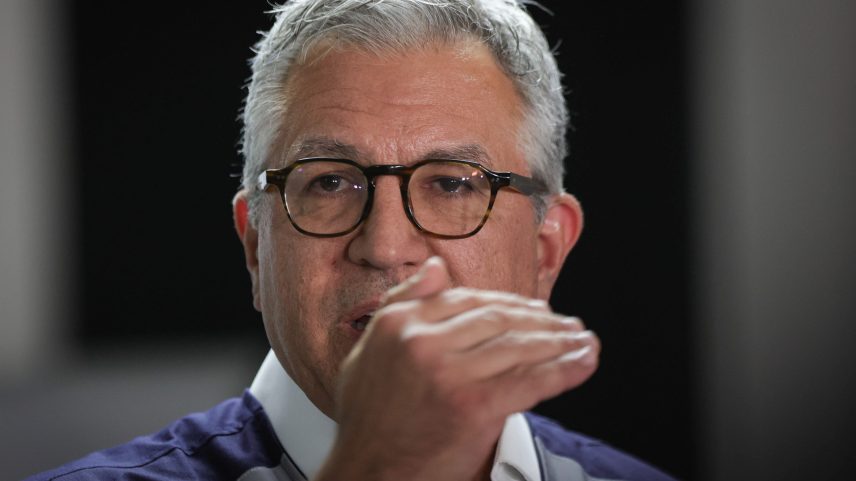 Ministro da Saúde, Alexandre Padilha, anuncia medidas da pasta diante dos casos de intoxicação por metanol Metropoles