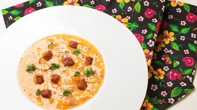 Caldo de quenga: receita da mãe da chef Ju Duarte